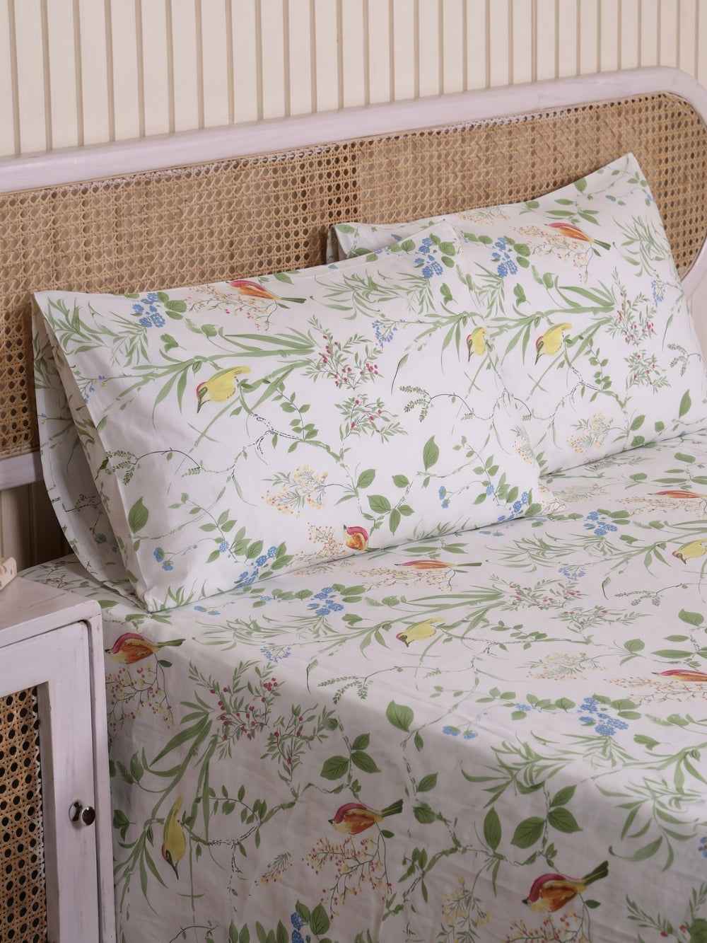 Garden Melody — 3 Piece Bedsheet Set
