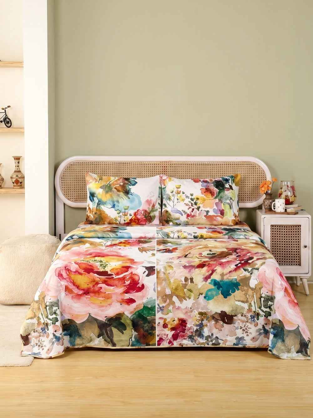 Painted Bloom — 3 Piece Bedsheet Set