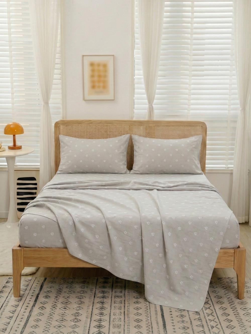 Soft Petal  — 3 Piece Bedsheet Set