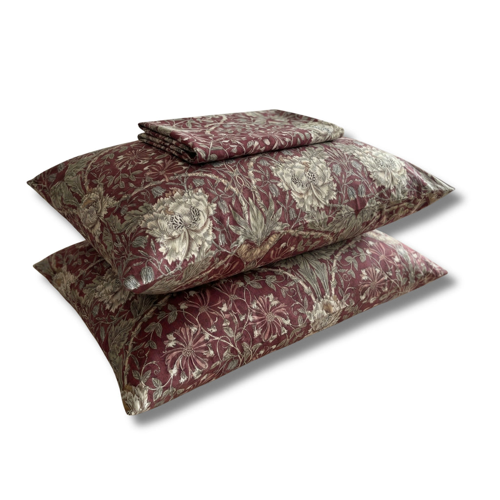 Rich Burgundy Floral Bedding Set – Elegant Botanical Pattern for a Sophisticated Bedroom