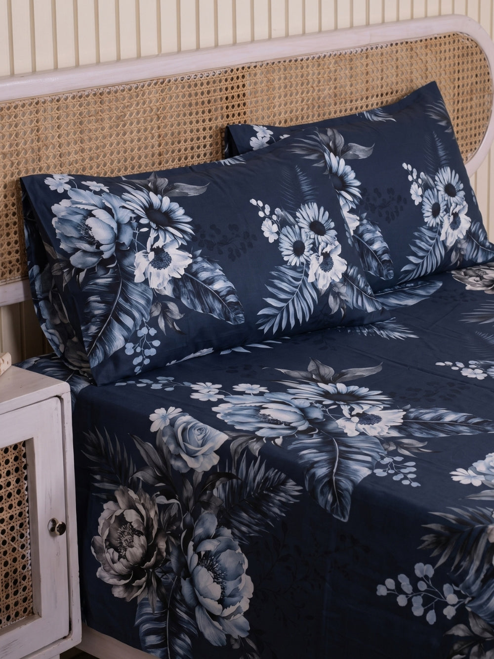 Navy Flora — 3 Piece Bedsheet Set