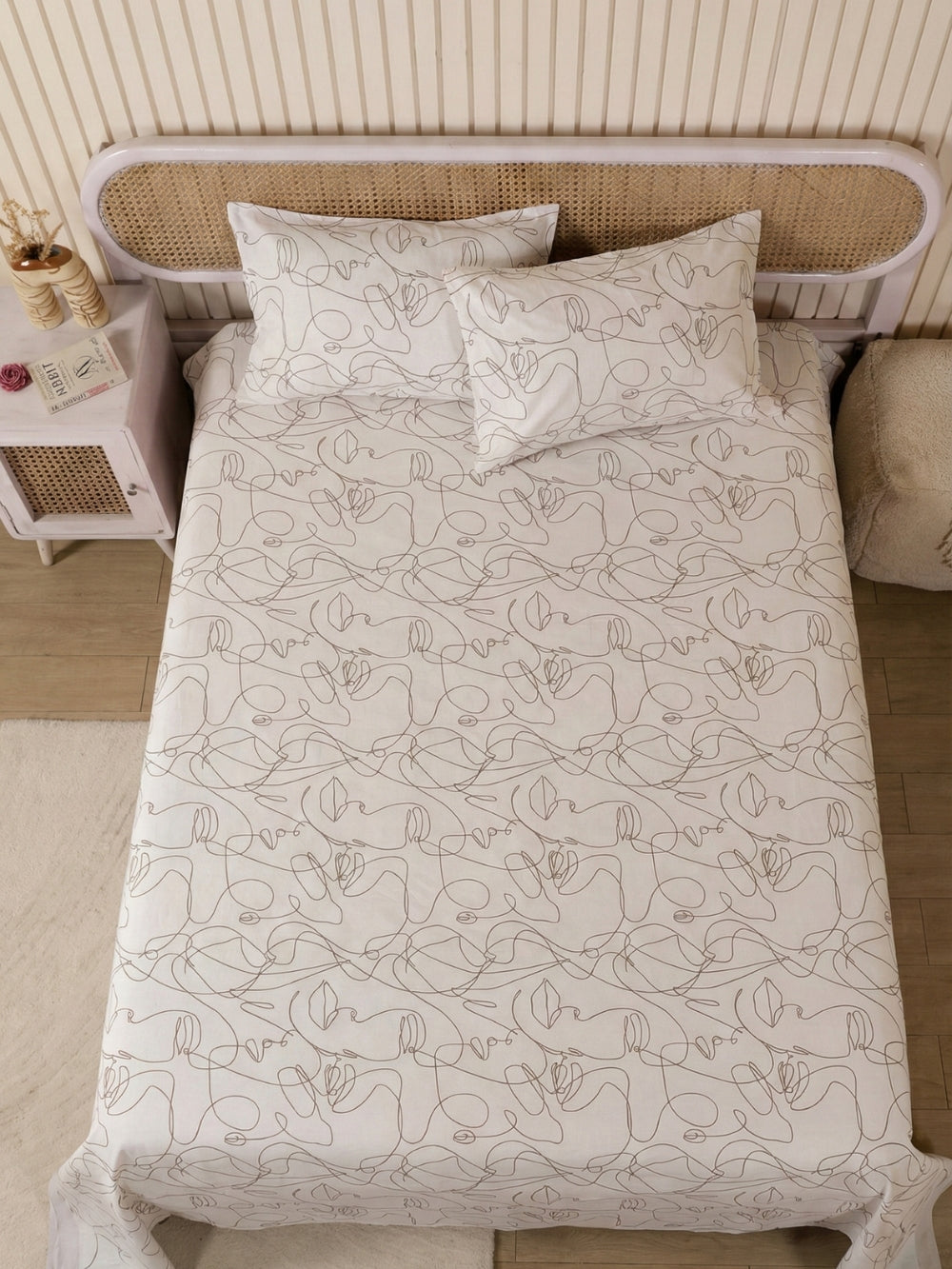 Line Art — 3 Piece Bedsheet Set