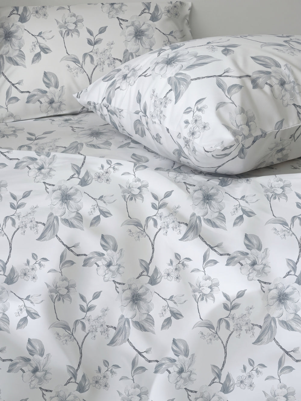 Grey Willow — 3 Piece Bedsheet Set