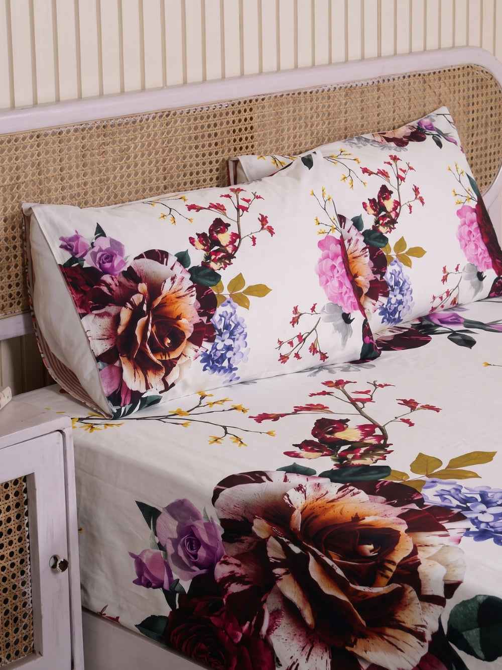 Crimson Rose — 3 Piece Bedsheet Set
