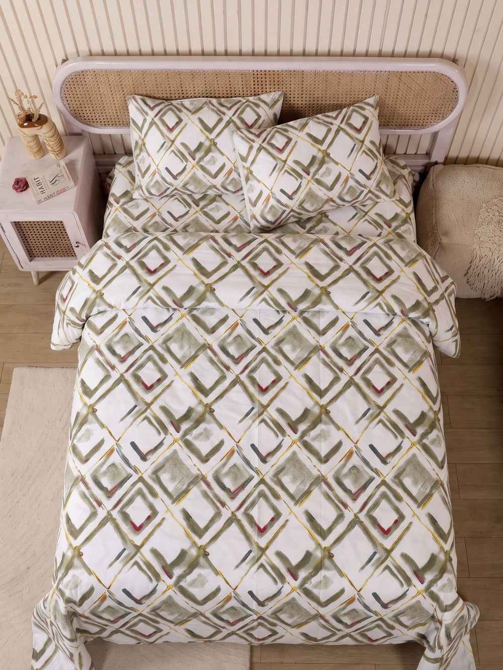 Olive Lattice — 3 Piece Bedsheet Set