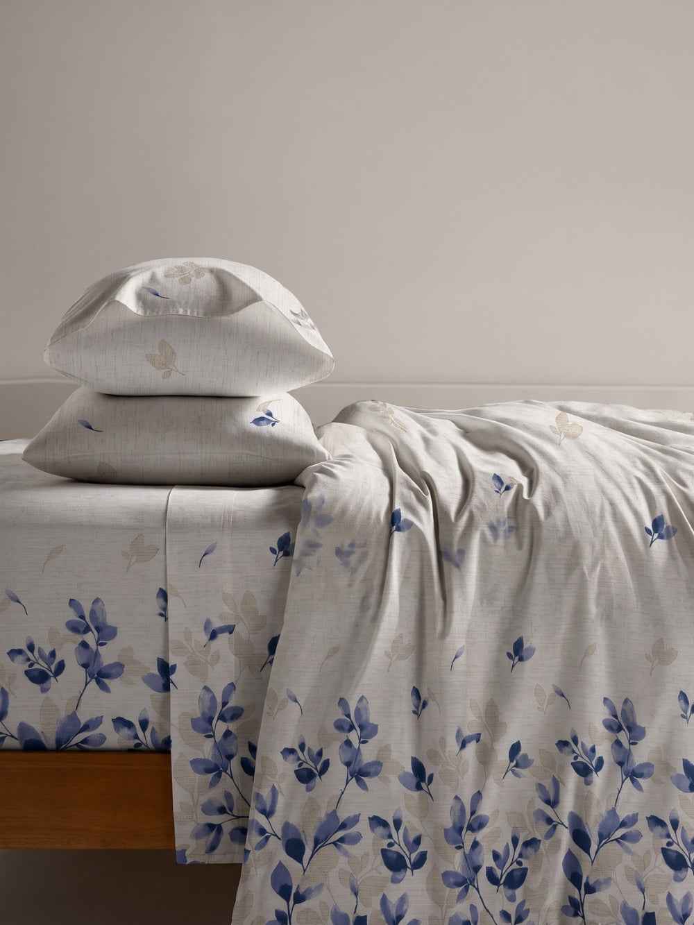 Blue Cascade — 3 Piece Bedsheet Set
