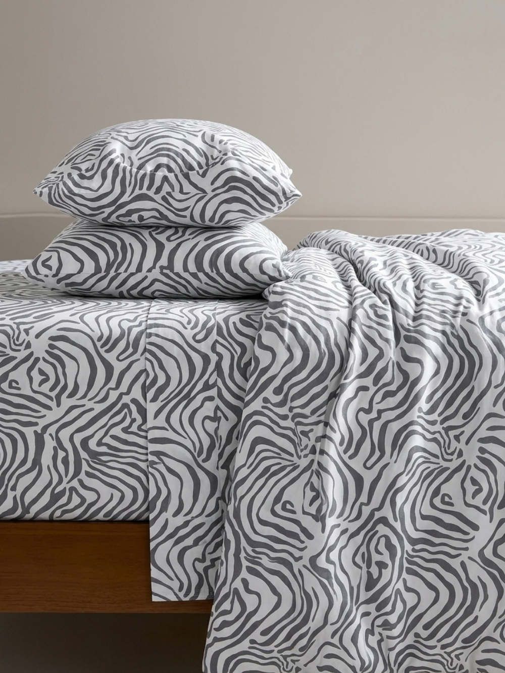 Slate Zebra — 3 Piece Bedsheet Set