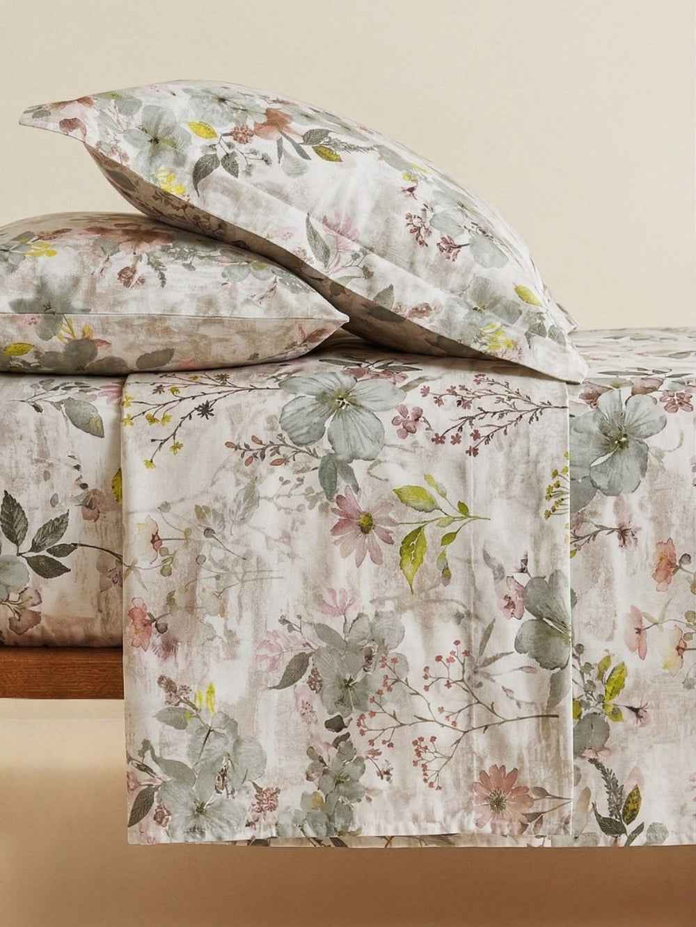 Meadow Whisper | Cotton Rich | Luxury Bedsheet Set