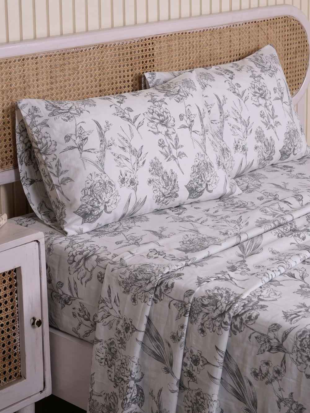 Grey Blossom — 3 Piece Bedsheet Set