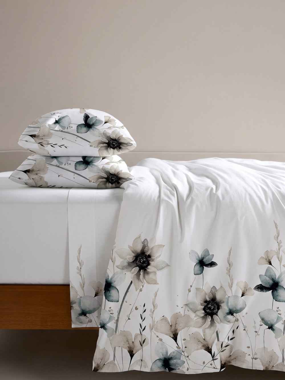 Misty Blossom — 3 Piece Bedsheet Set