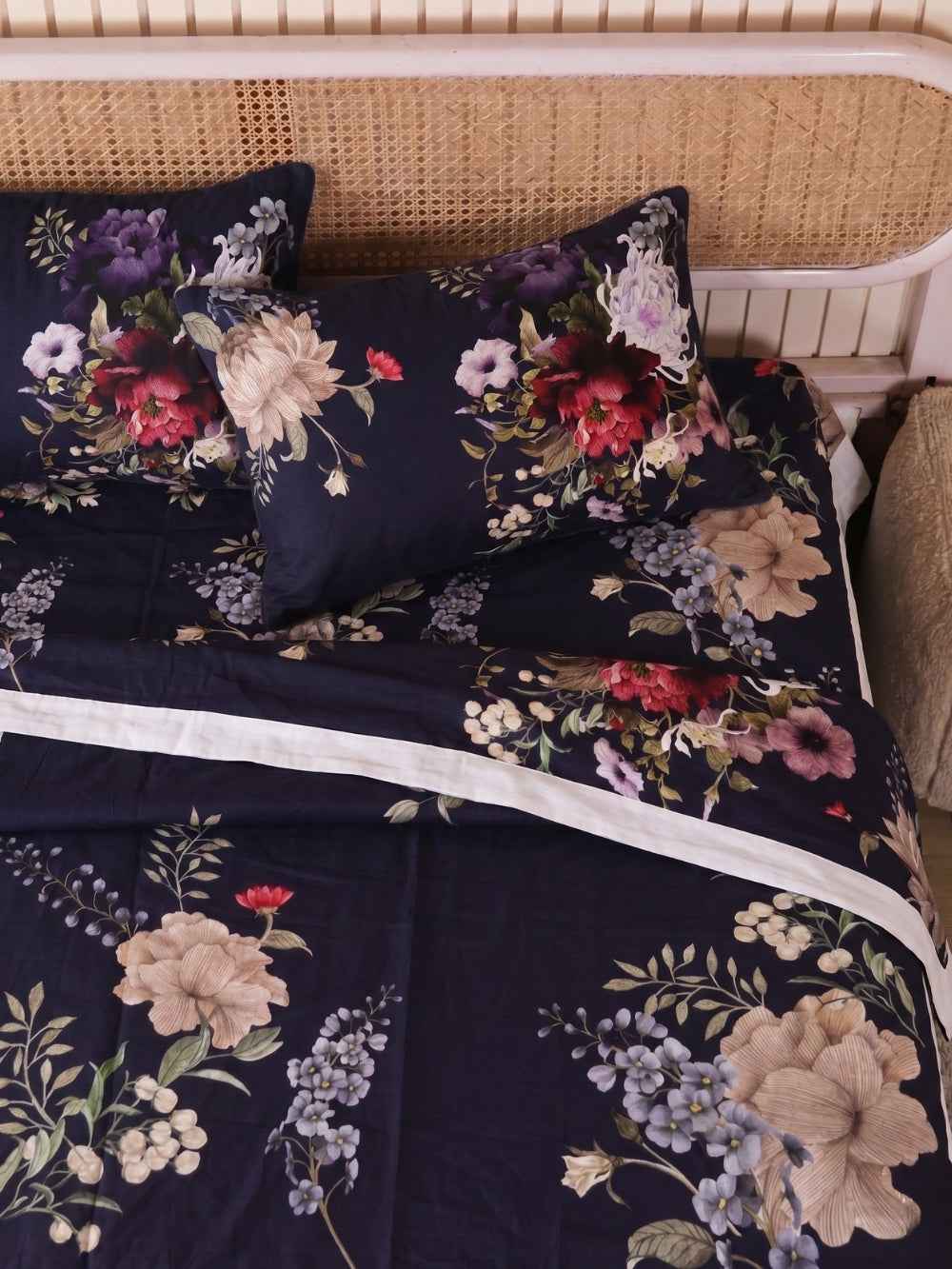Sapphire Petal — 3 Piece Bedsheet Set