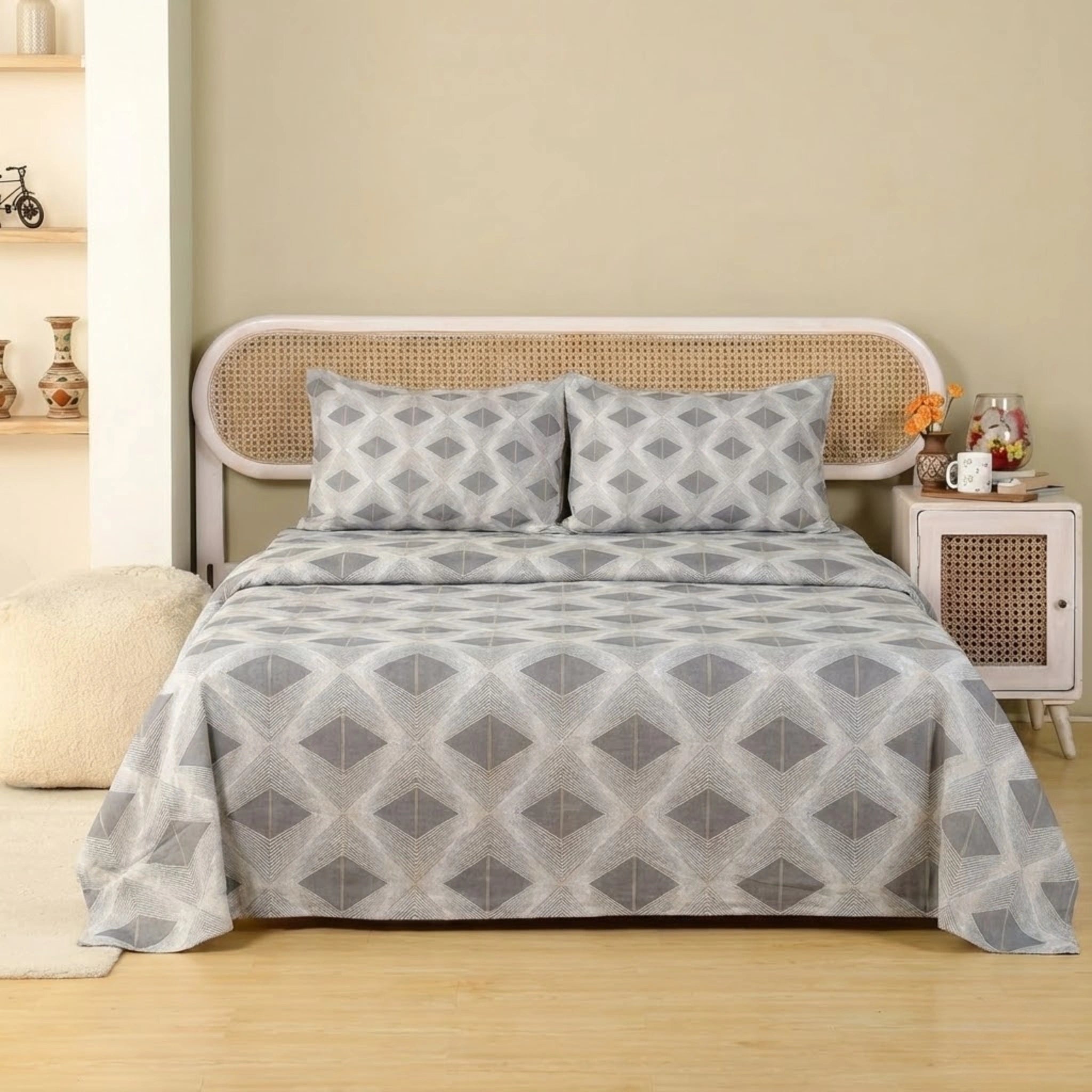 Silverstone Geometric 100% Cotton Bedding | Modern Design with Premium Comfort