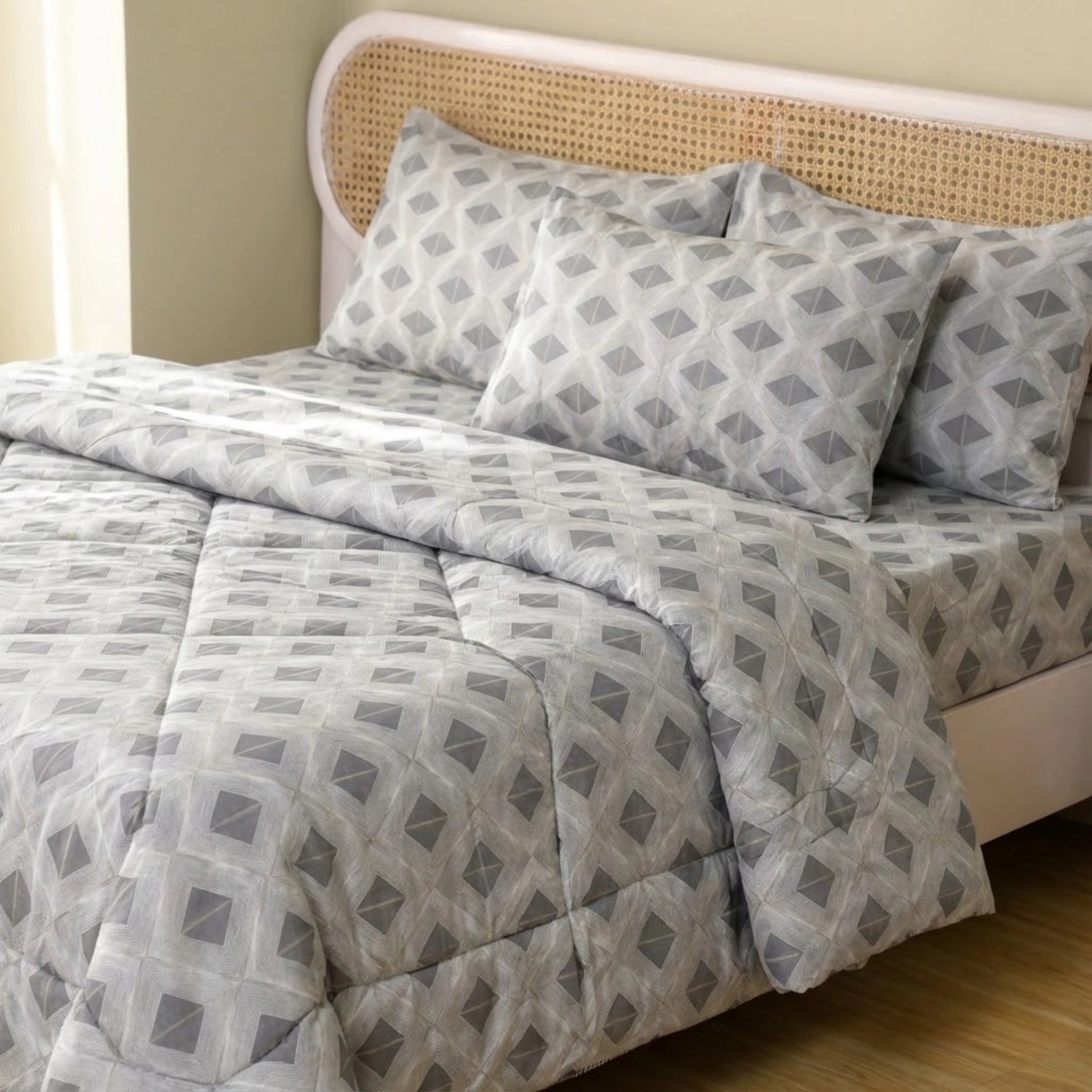 Silverstone Geometric 100% Cotton Bedding | Modern Design with Premium Comfort