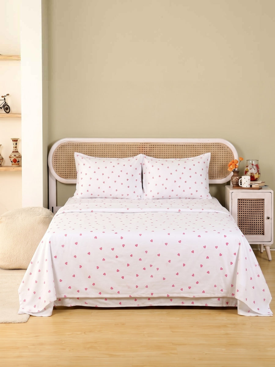 Sweet Heart — 3 Piece Bedsheet Set