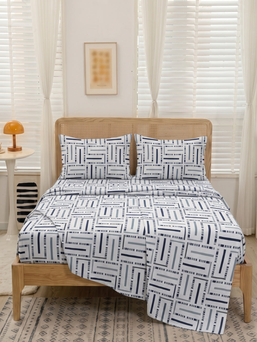 Geometric Print — 3 Piece Bedsheet Set