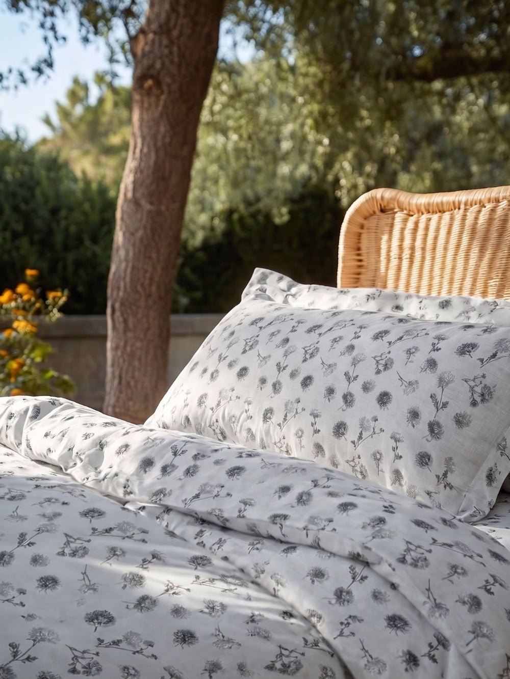 Silver Bloom — 3 Piece Bedsheet Set